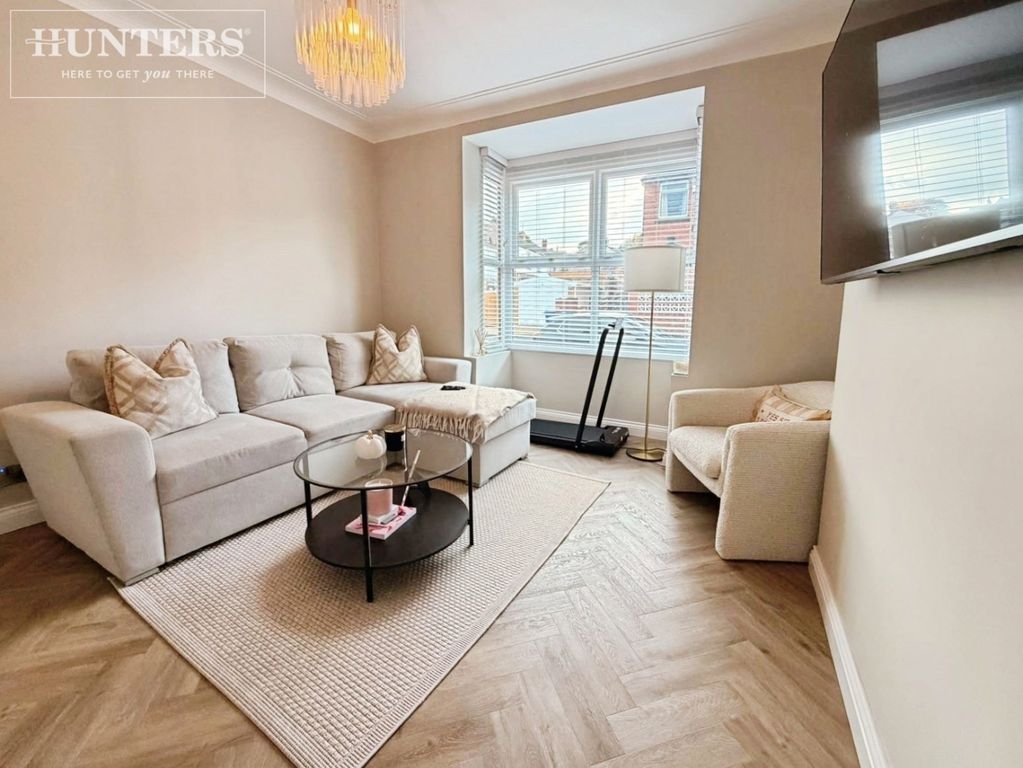 Property photo 3 of 20 Pbox-Img.Jpg
