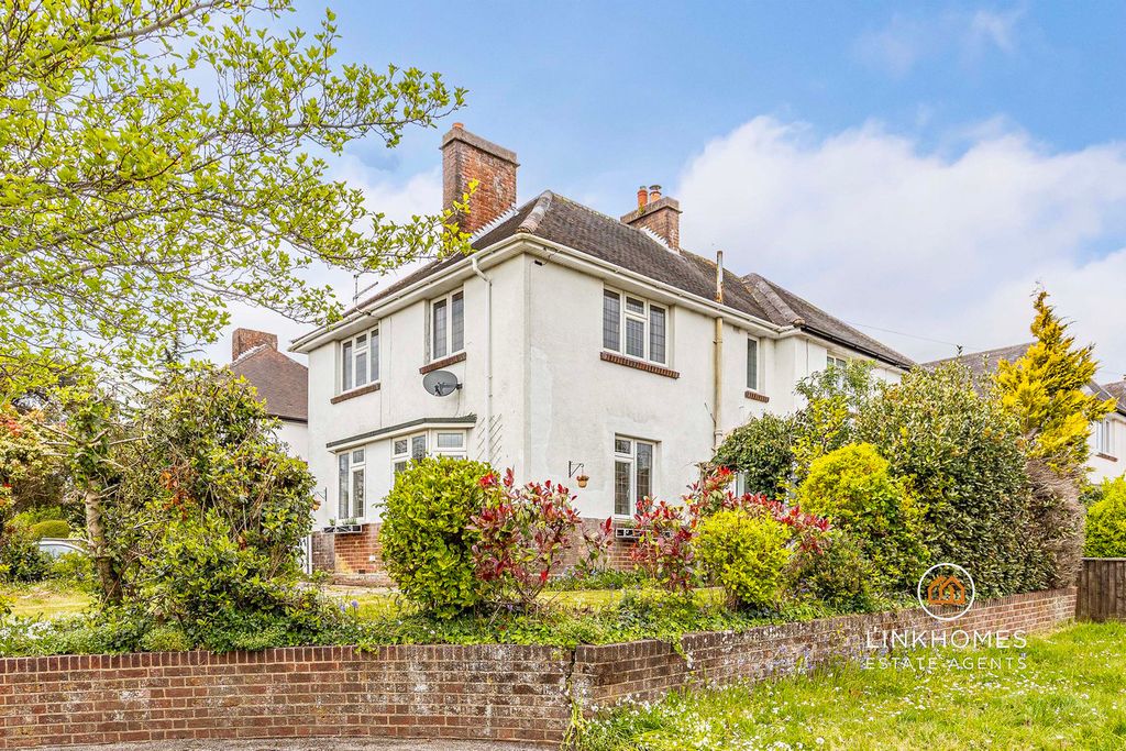 Property photo 1 of 24