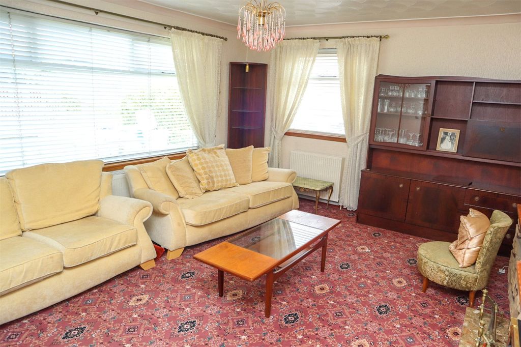 Property photo 2 of 15 Picture No. 01