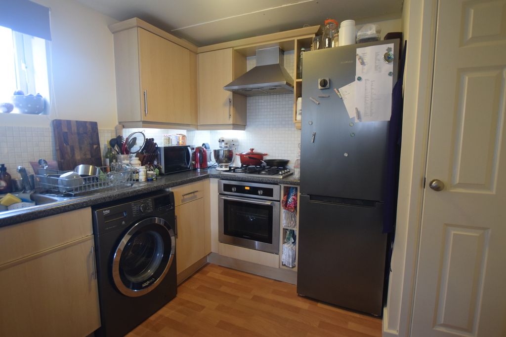 Property photo 2 of 6 Photo 02