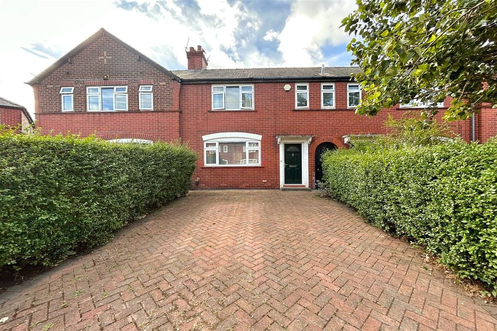 Property photo 1 of 16 (Main)
