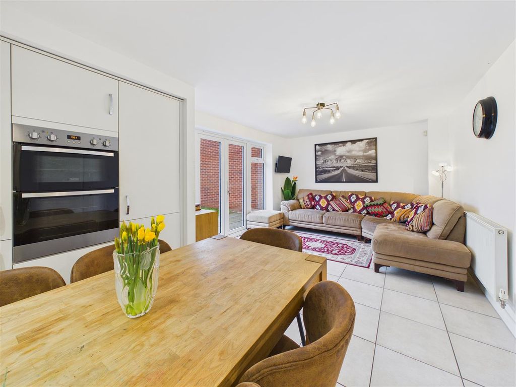 Property photo 2 of 18 Open Plan Living Kitchen