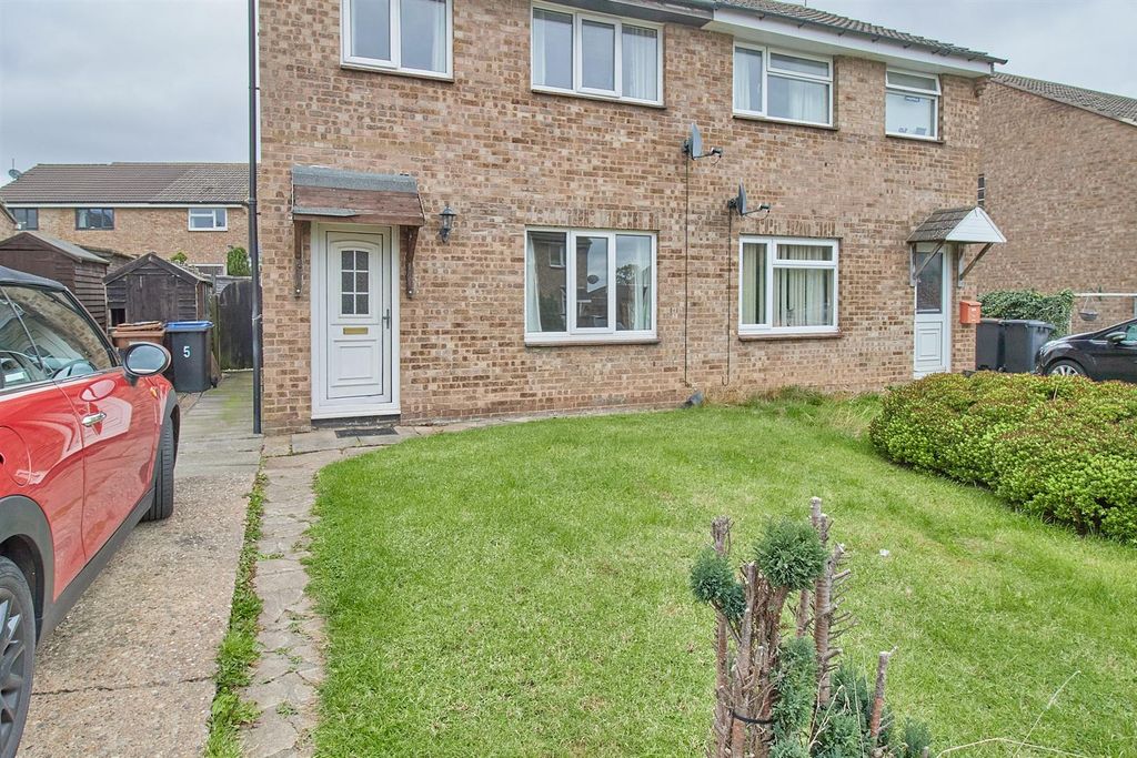 Property photo 1 of 11