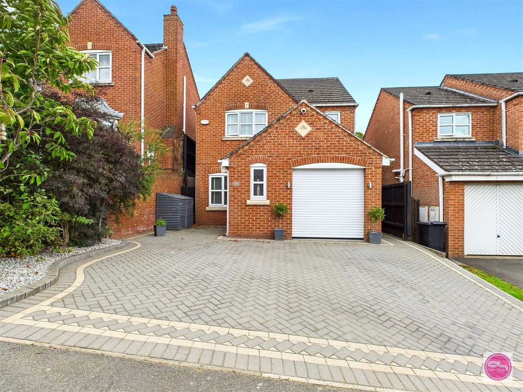 Property photo 3 of 40 Oak Close, Castle Gresley (1).Jpg