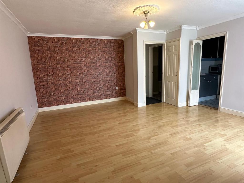 Property photo 3 of 7 10.Jpg