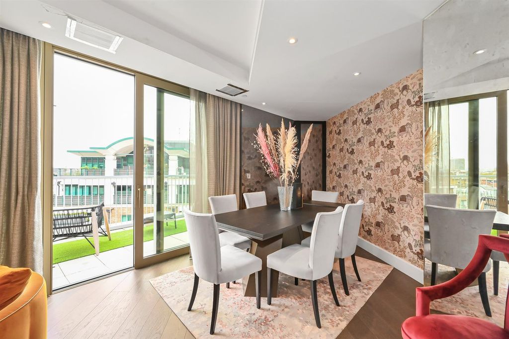 Property photo 1 of 24 60-Sherrin-House 04.Jpg