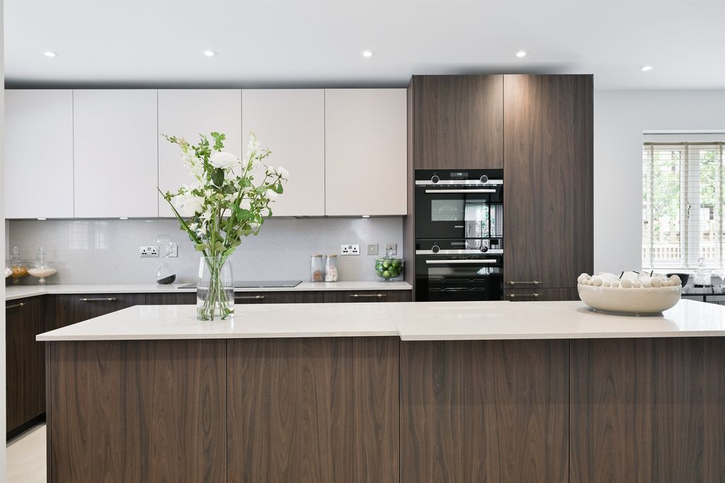 Property photo 3 of 25