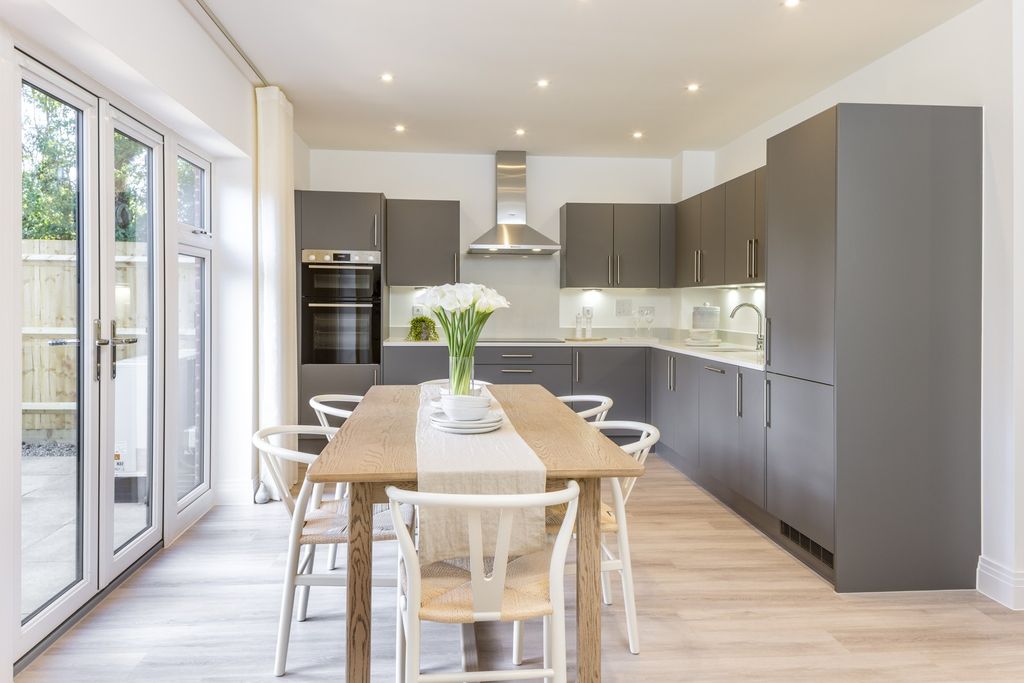 Property photo 2 of 13 Barden Croft, Tonbridge