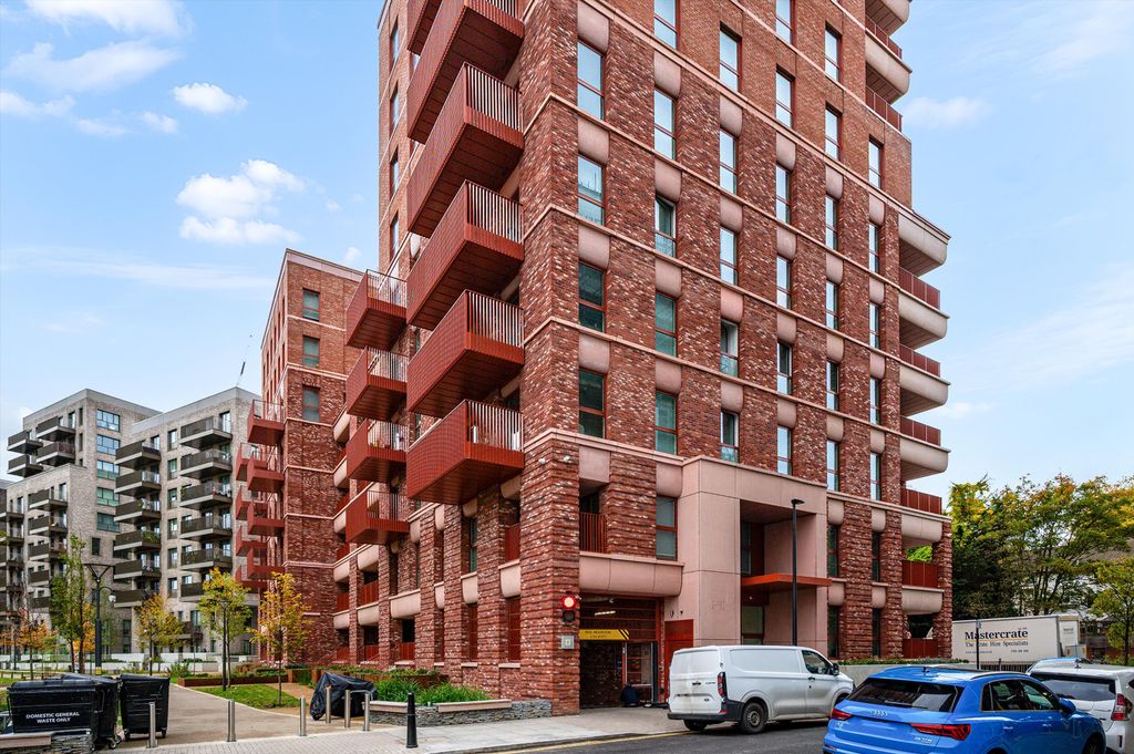 Property photo 3 of 13 Image