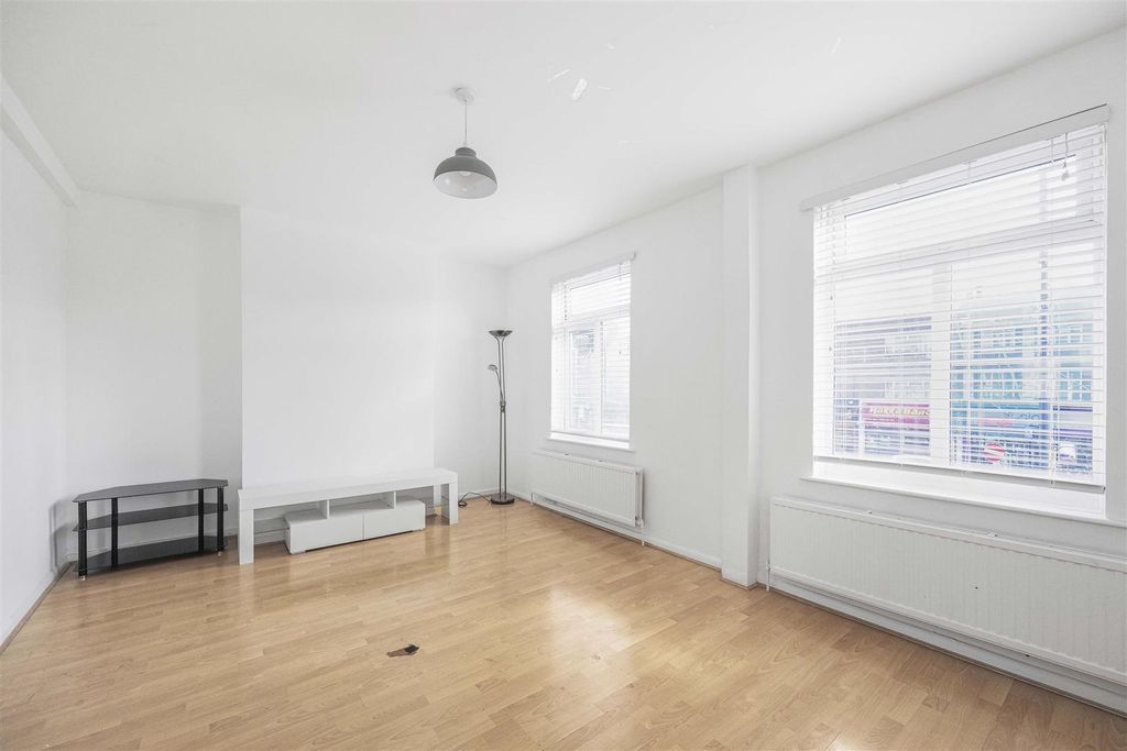 Property photo 2 of 17 2