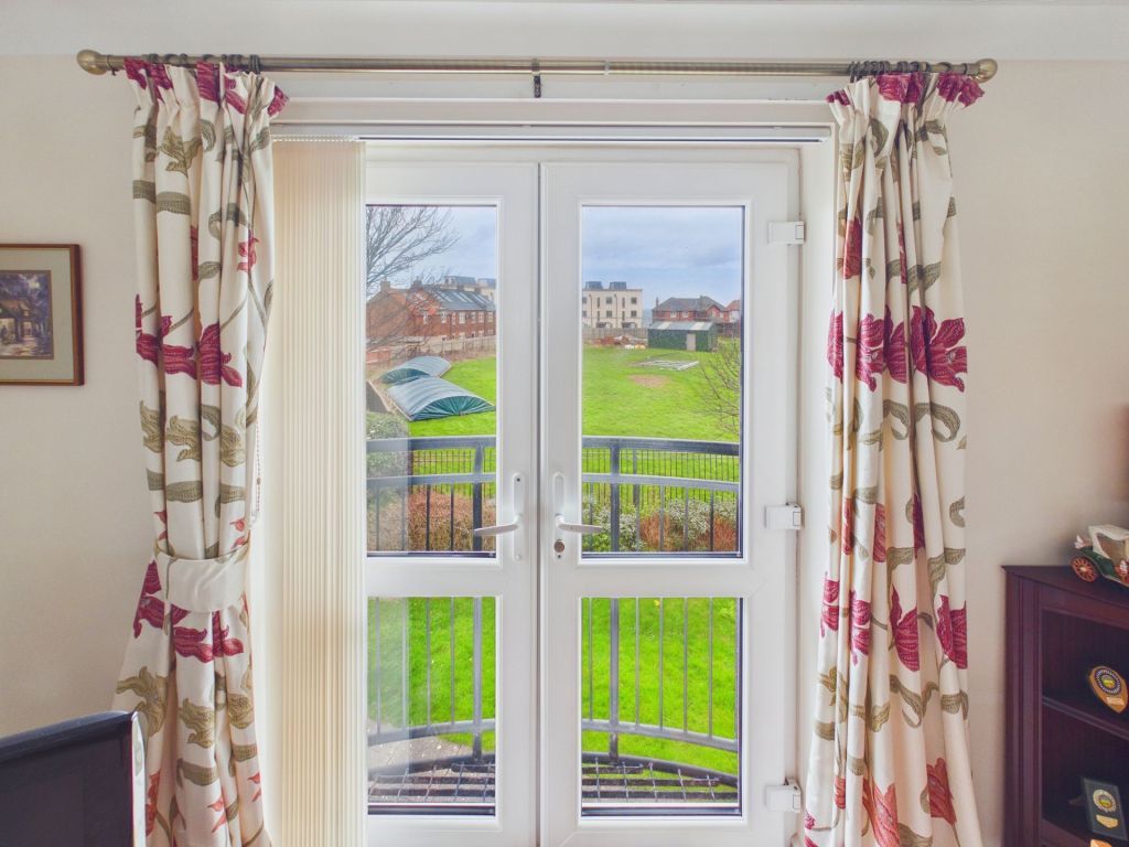 Property photo 3 of 13