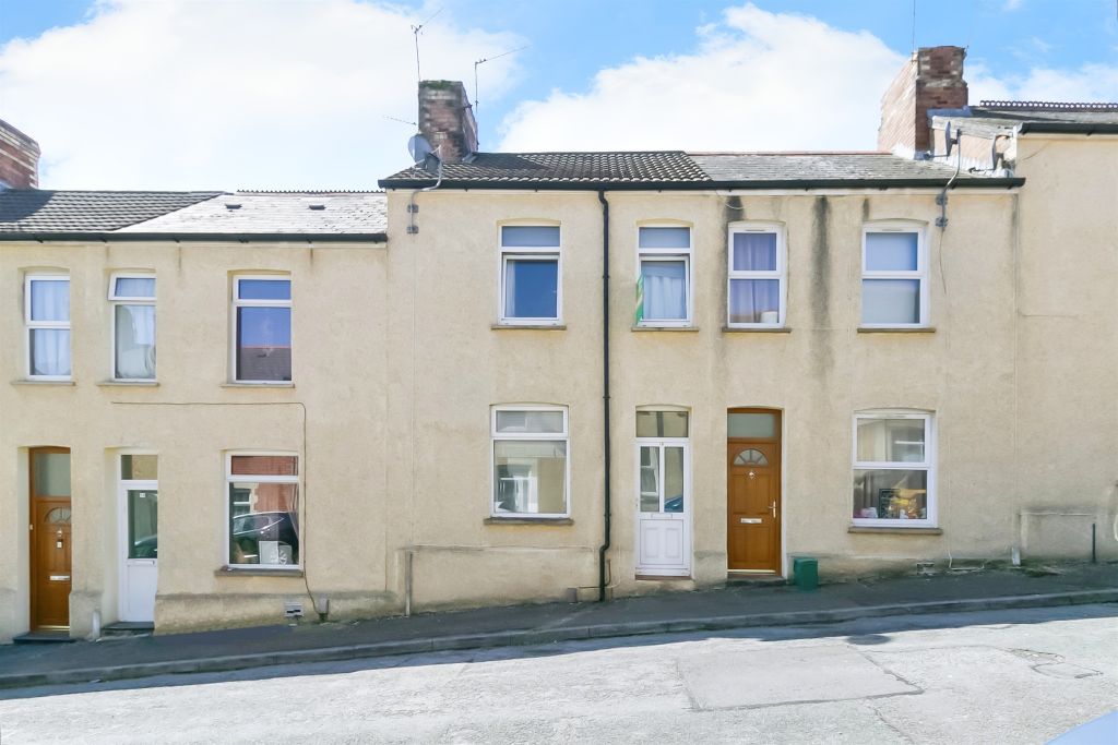Property photo 3 of 16