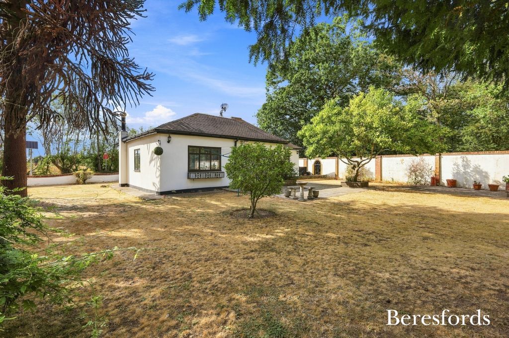 Property photo 3 of 34 Picture No. 09