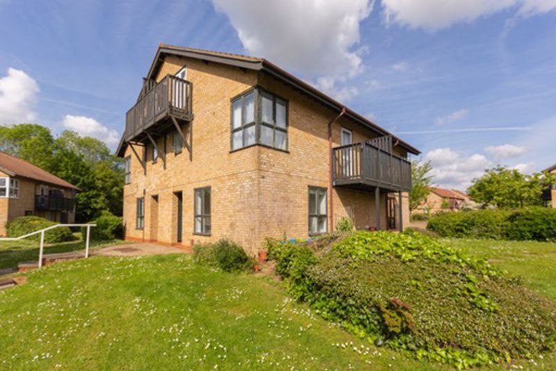 Property photo 3 of 9 Front