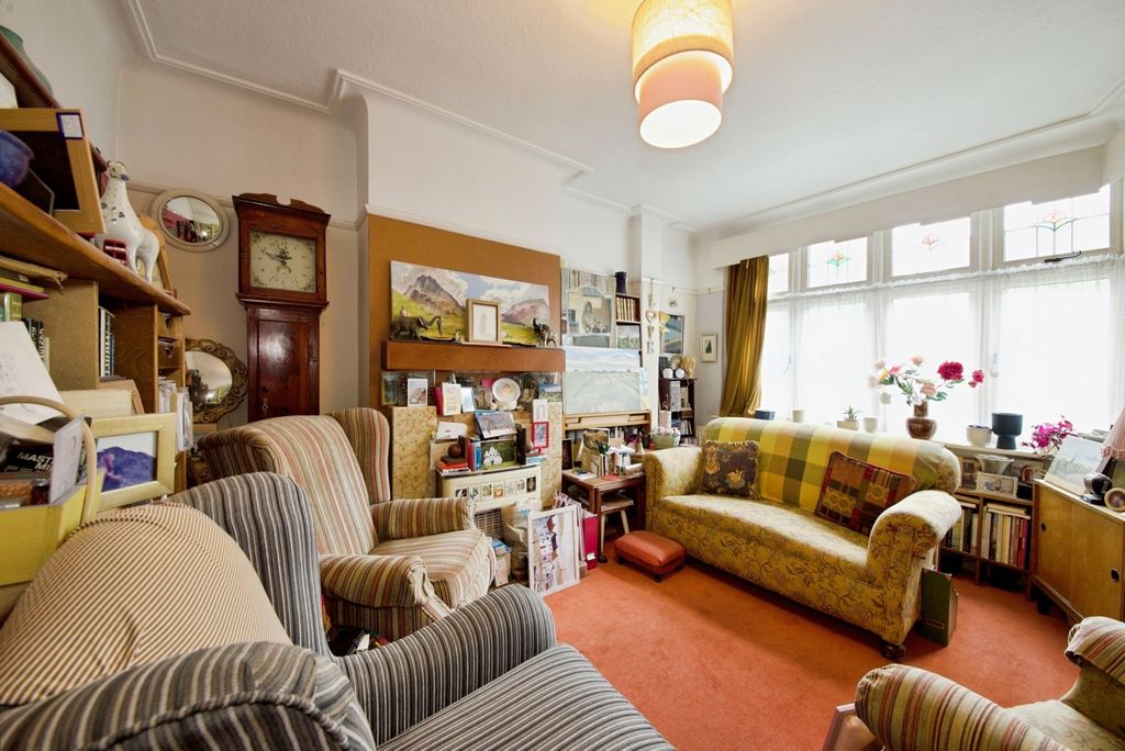 Property photo 2 of 17 Pbox-Img.Jpg