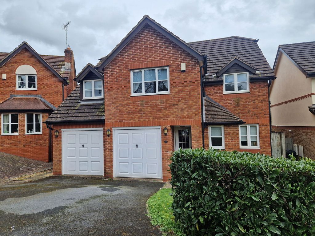 Property photo 1 of 16