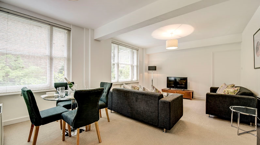 Property photo 2 of 8