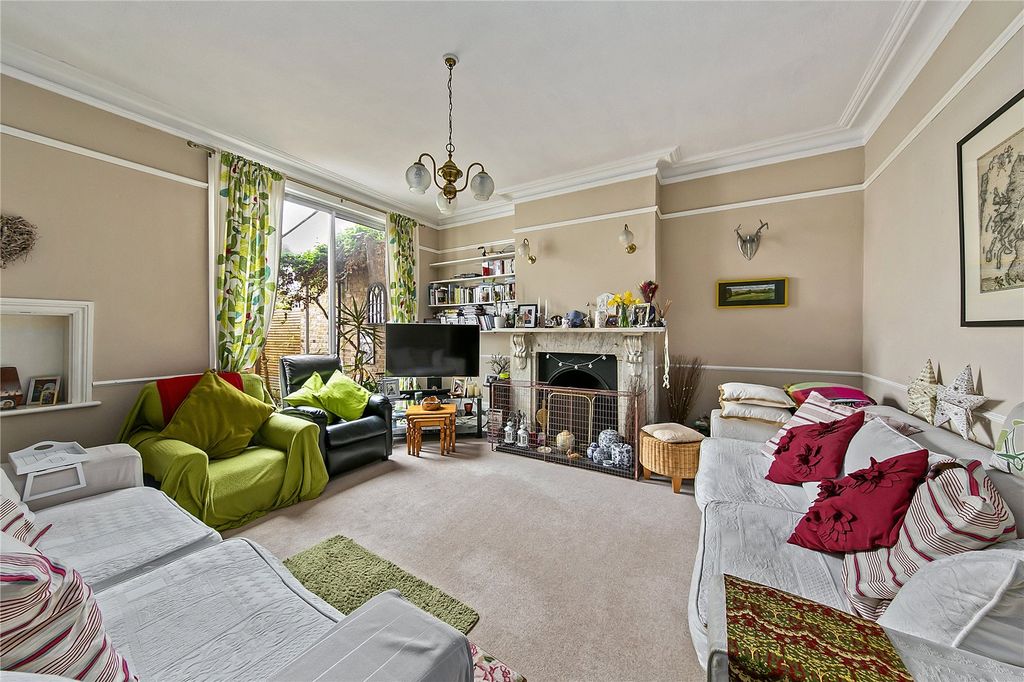 Property photo 3 of 23 Picture No. 26