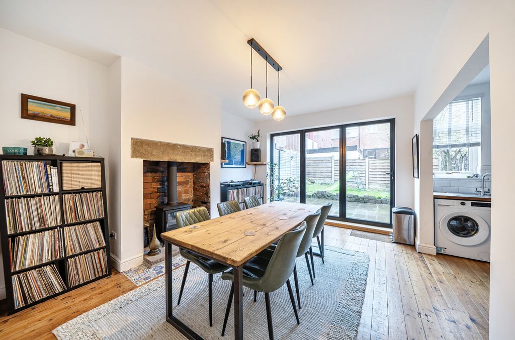 Property photo 3 of 10 1435605-5-69c2Cfe...