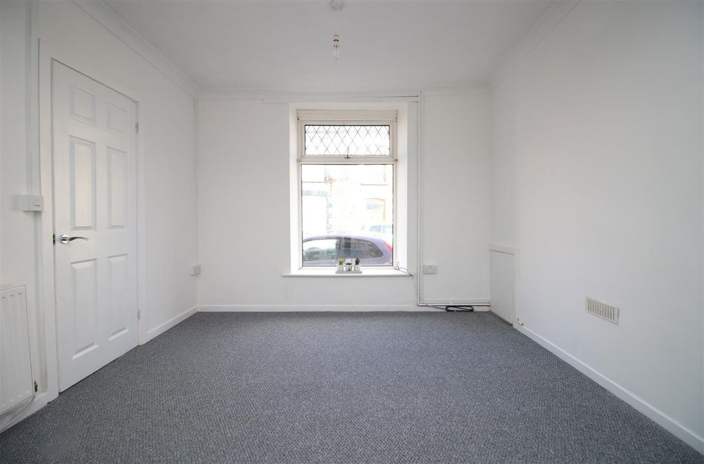 Additional image 15 of 3 bed semi-detached house to rentWhitting Street Porth, Porth CF39
