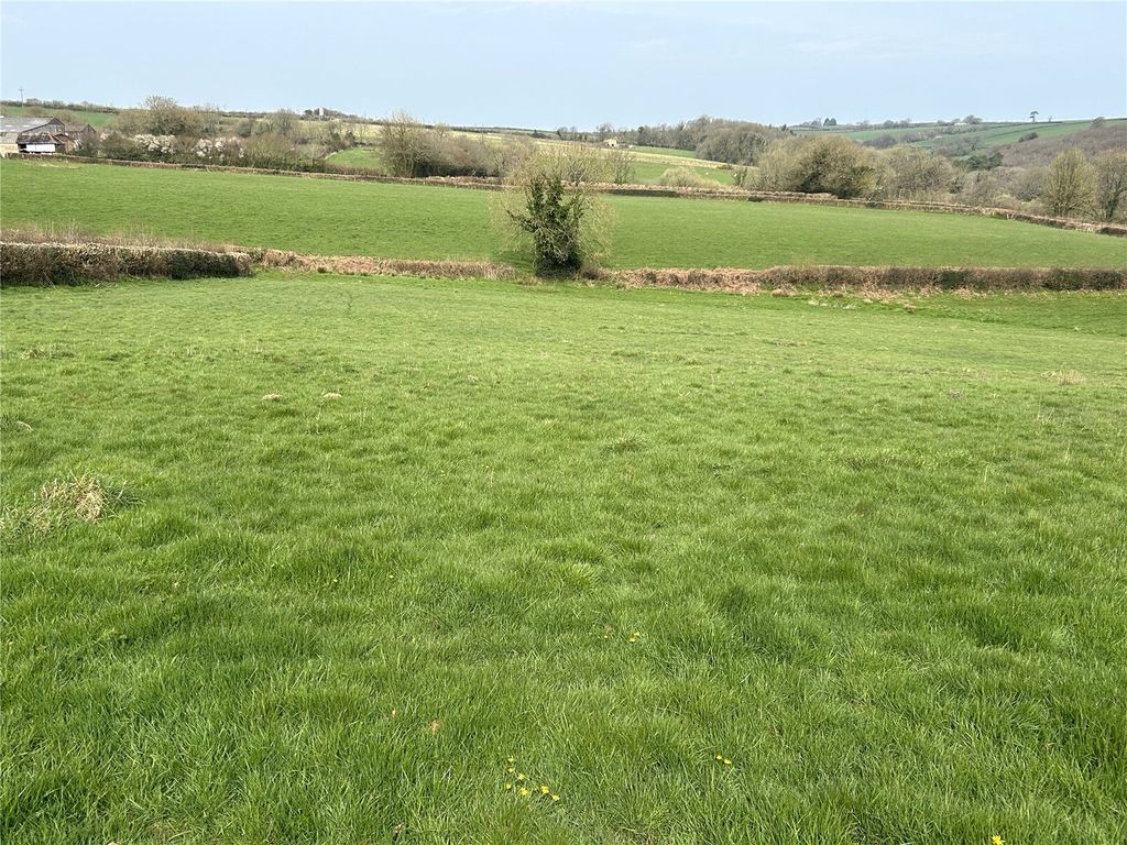 Property photo 3 of 20 Picture No. 04