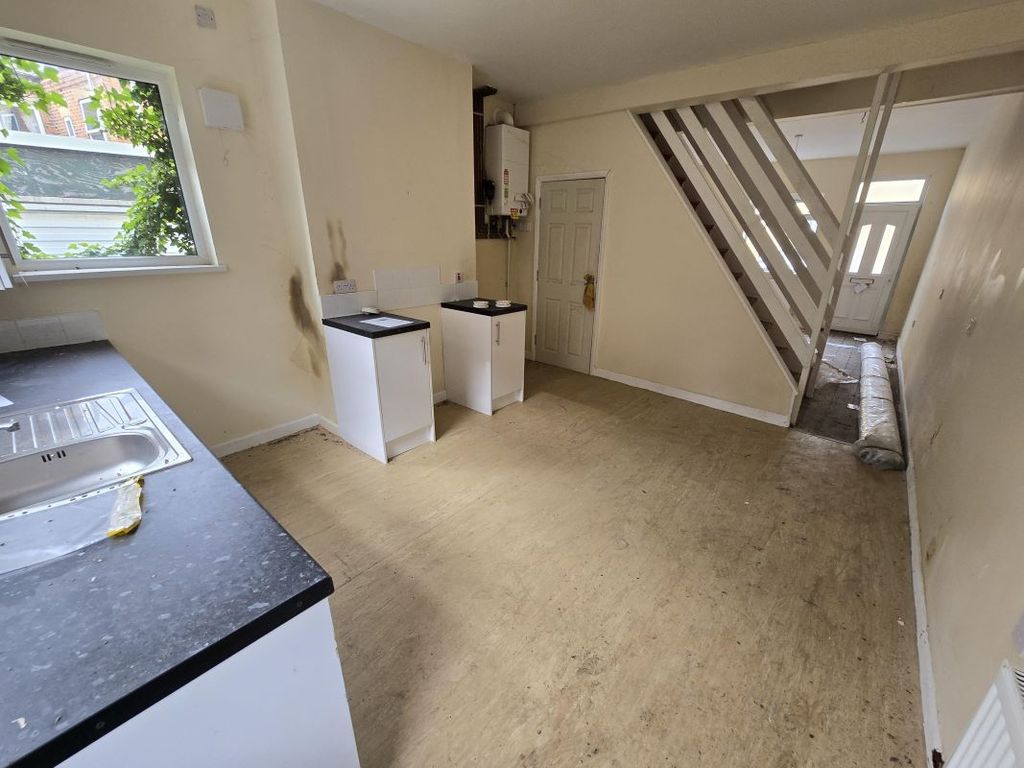 Property photo 2 of 10 Image 2