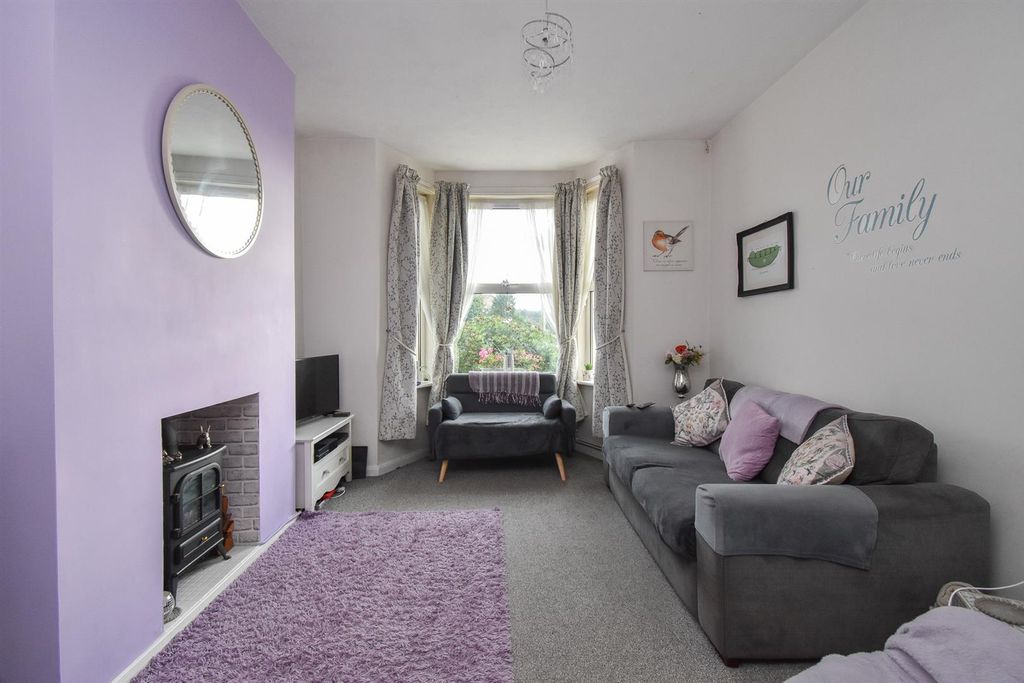 Property photo 2 of 18 Living Room