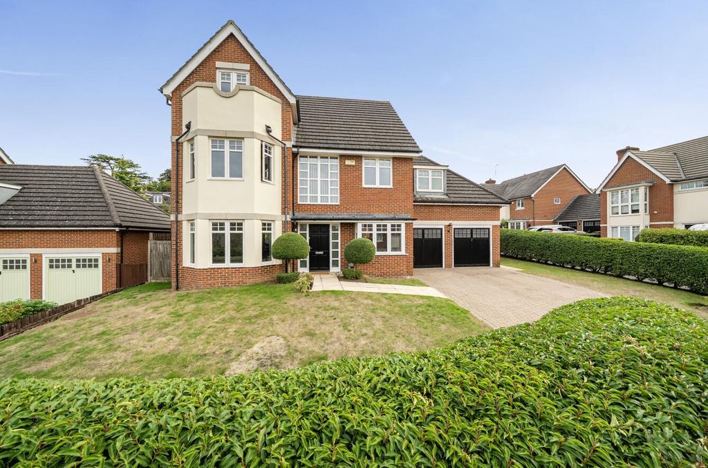 Property photo 1 of 22 Davidson Frost-Wellings, Dfw, Myddleton Close, Sta