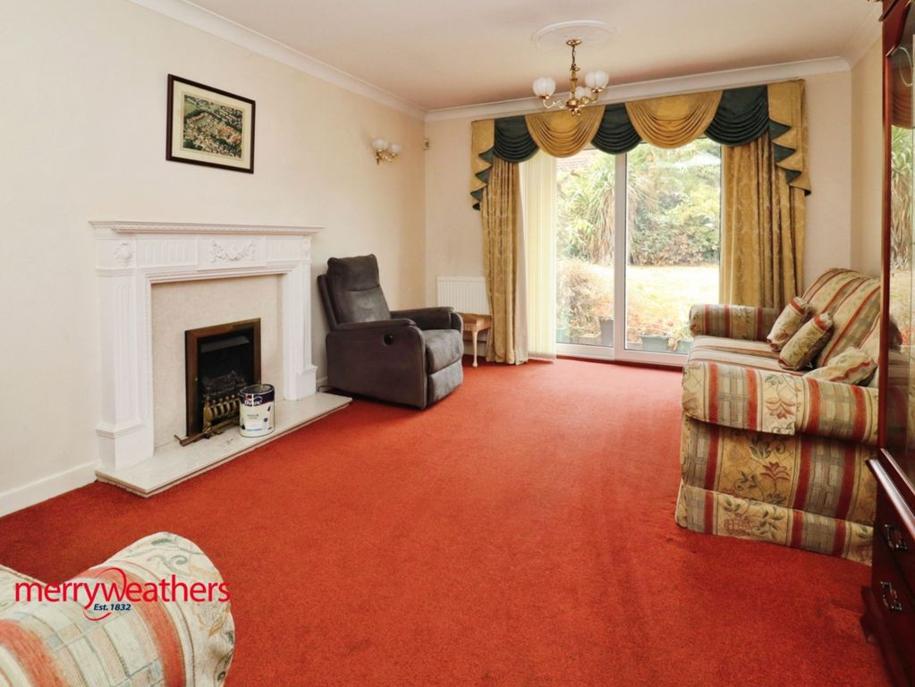 Property photo 2 of 14 Lounge