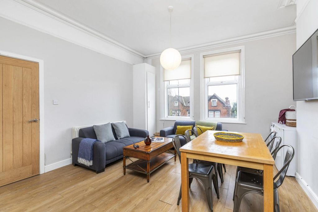 Property photo 2 of 7 Bright, Modern Living Space With Wood Flooring, Co...