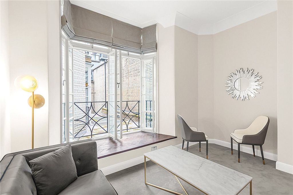 Property photo 2 of 24 Picture No. 02