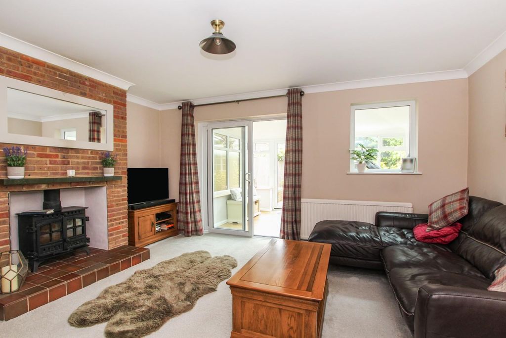Property photo 2 of 13