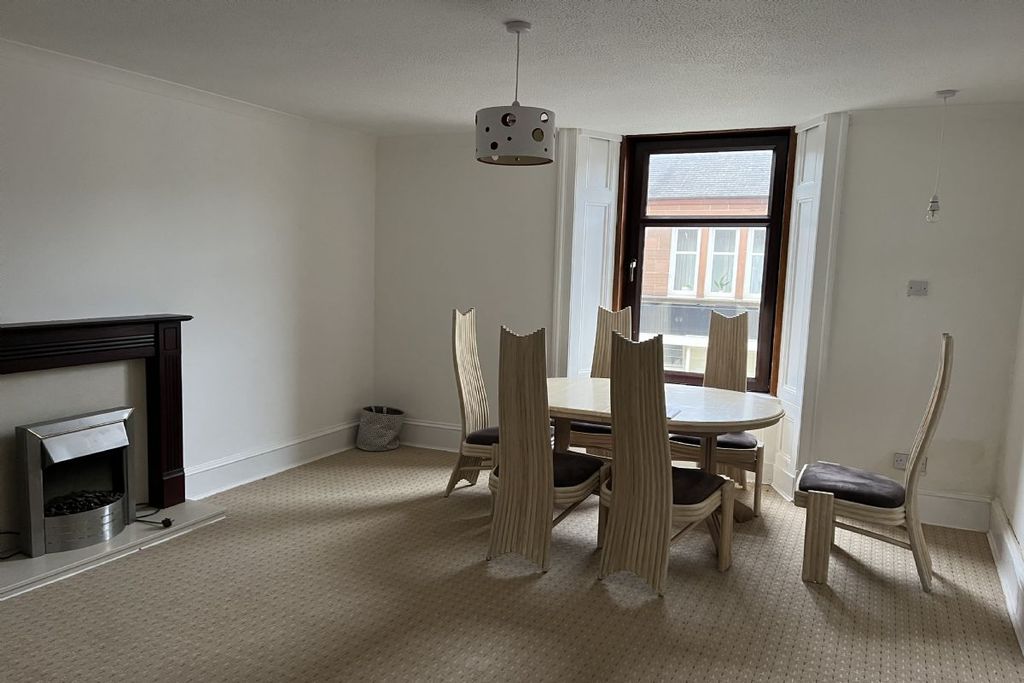 Property photo 2 of 3