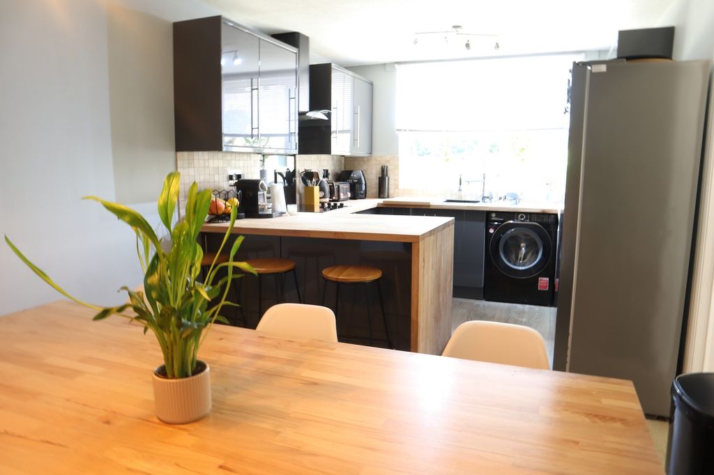 Property photo 3 of 14 Not Specified