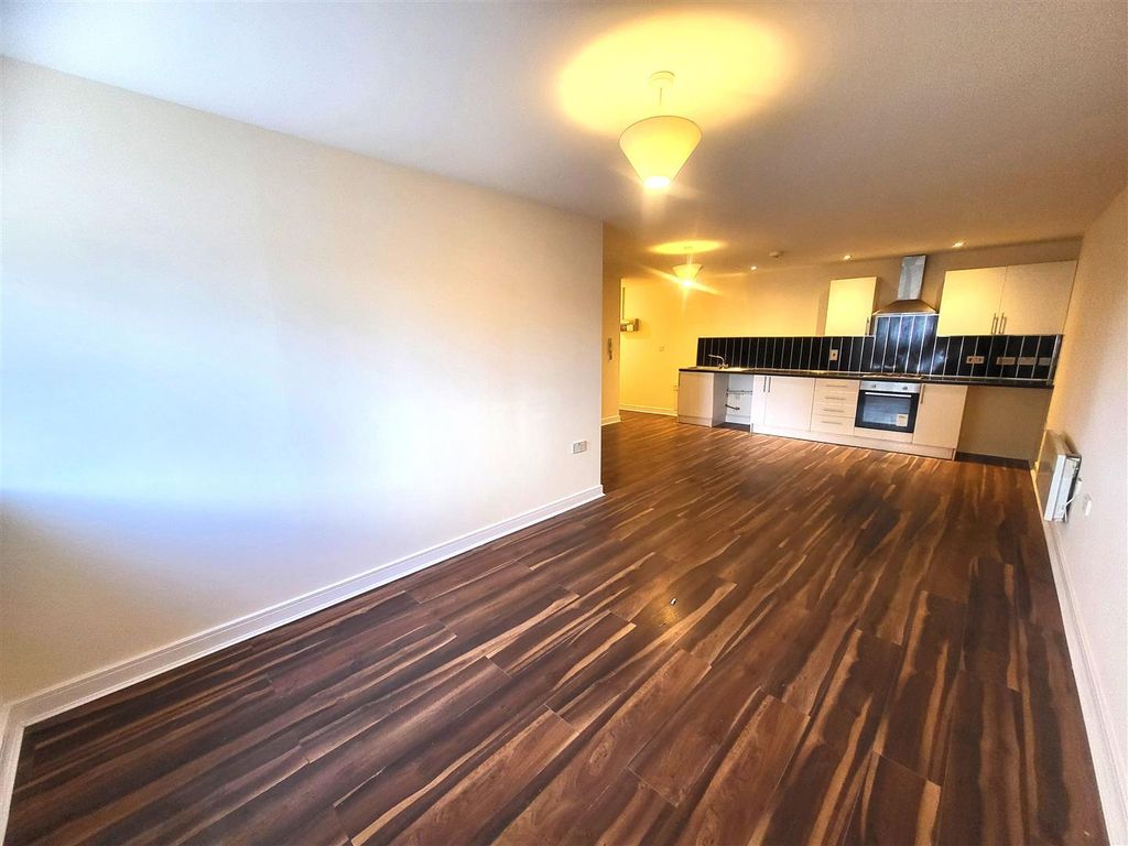 Property photo 2 of 13 Open Plan Sitting Room/ Kitchen Area Pic 1