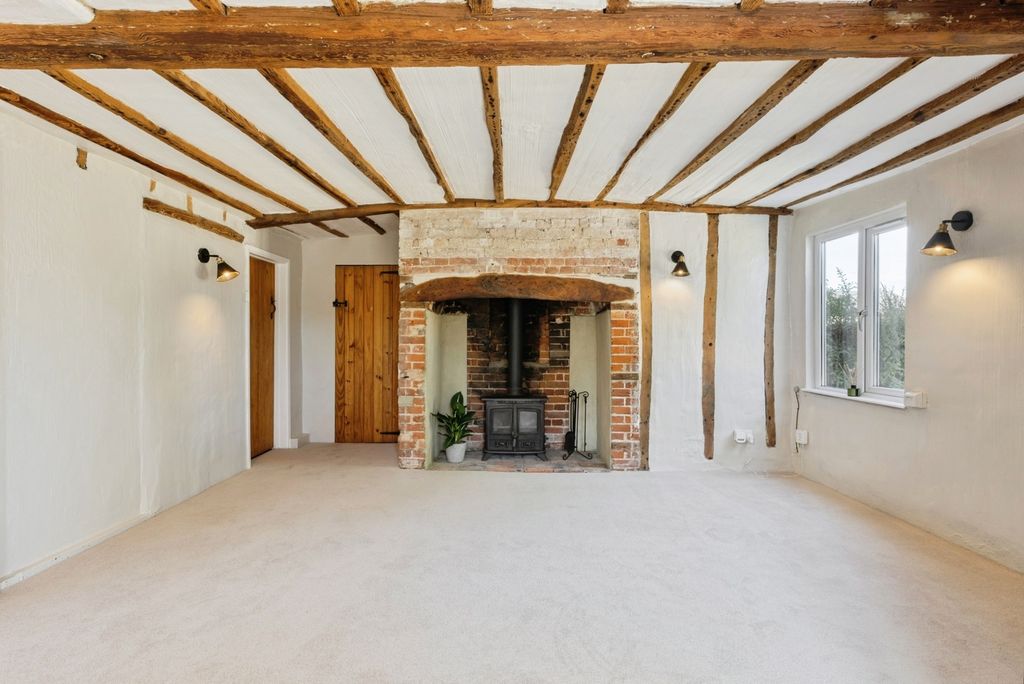 Property photo 2 of 28 Pbox-Img.Jpg