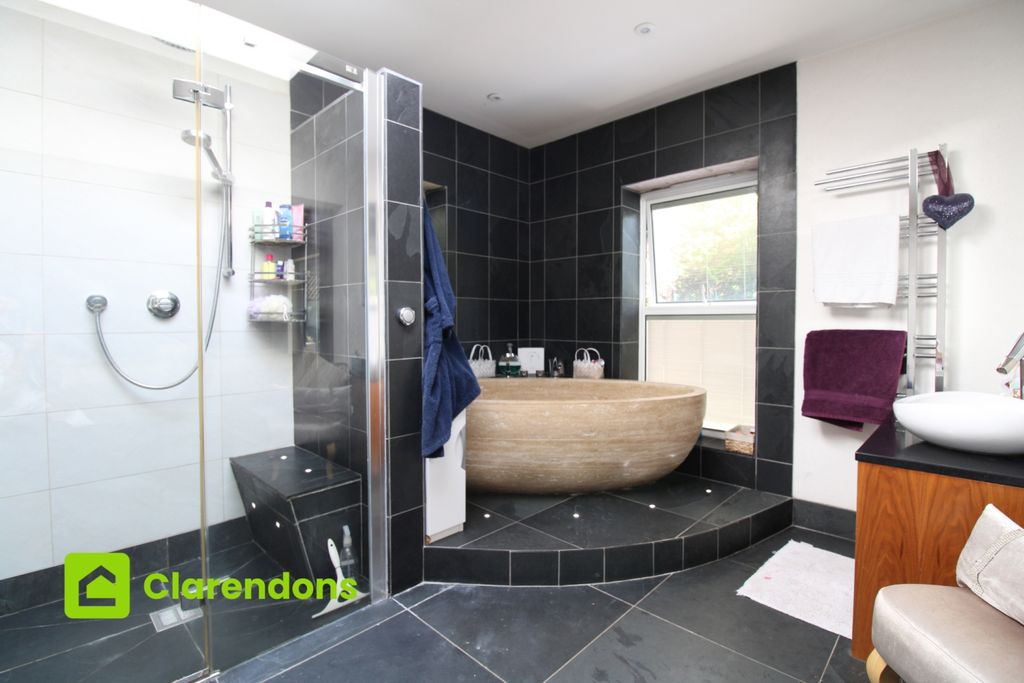 Additional image 20 of 5 bed detached bungalow for saleStation Road, Lingfield, Surrey RH7