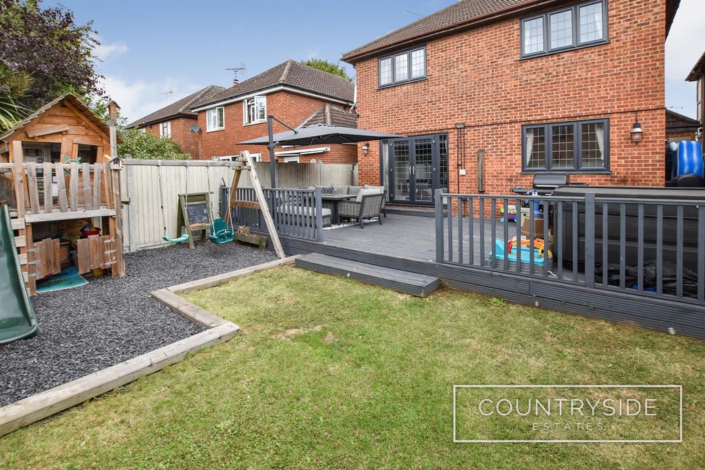 Property photo 2 of 23 Rear Garden