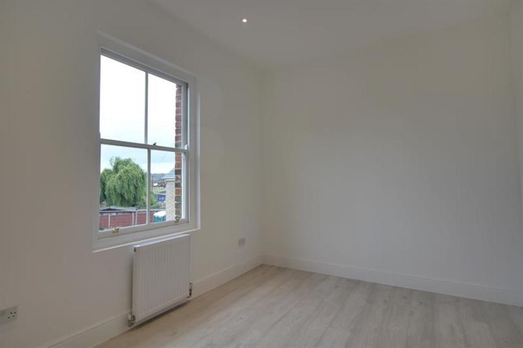 Property photo 3 of 5 Photo