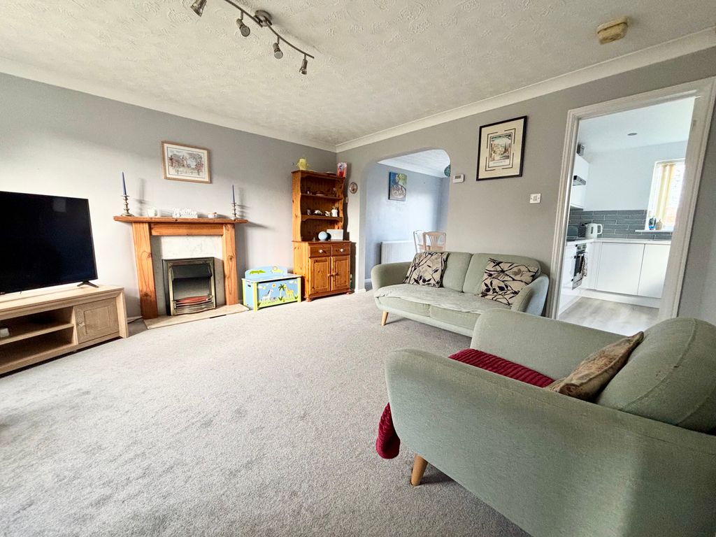 Property photo 2 of 18 Photo #2