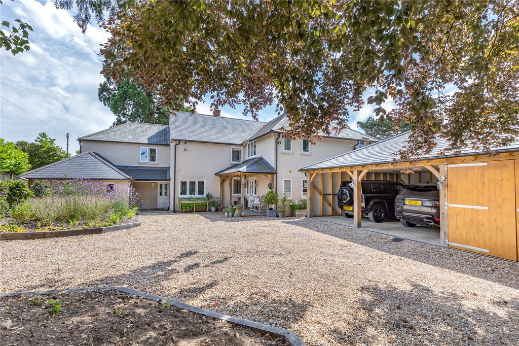 Property photo 1 of 35 Woodlea