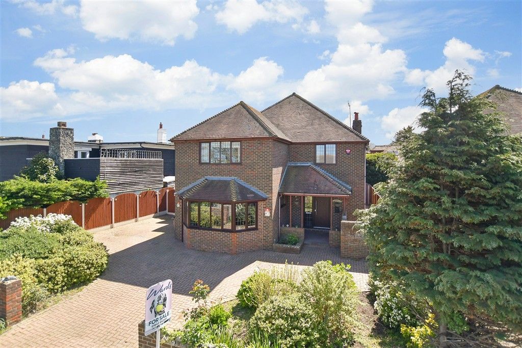 Property photo 2 of 19 External (Web)