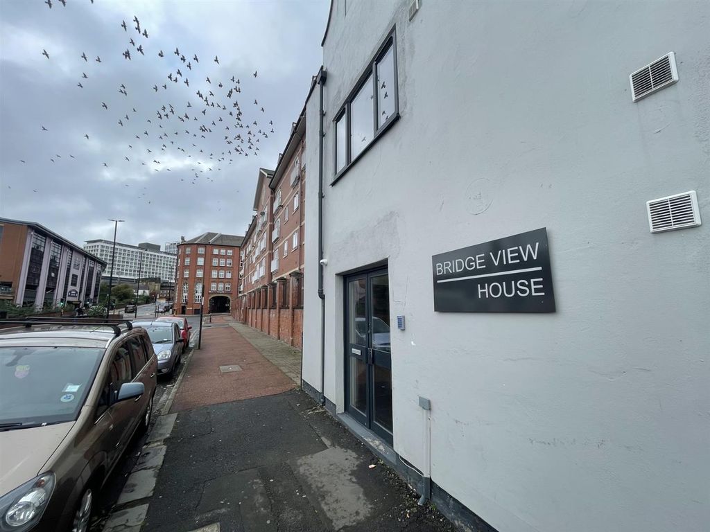 Property photo 3 of 7 Thumbnail_Img_1004.Jpg