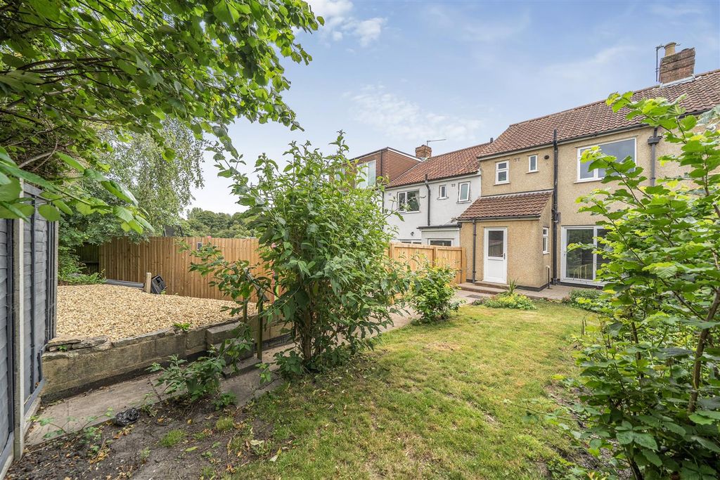 Property photo 2 of 17 Rear Garden