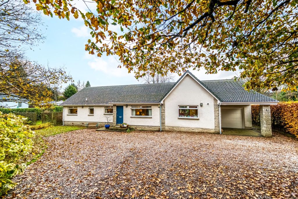 Property photo 1 of 30