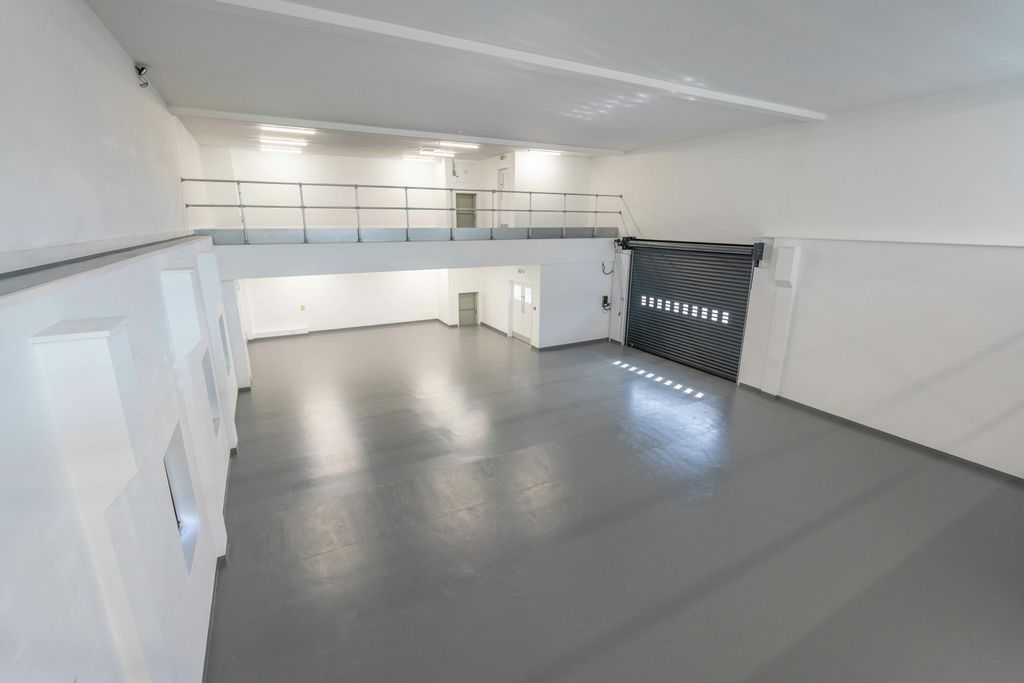 Property photo 3 of 6 Dsc03361.Jpg