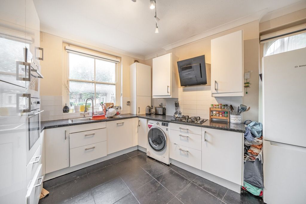 Property photo 3 of 11 Picture No. 05