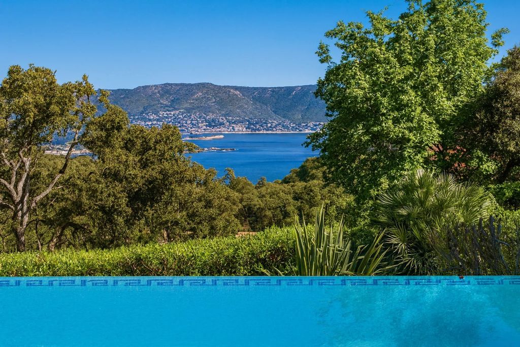 Property photo 1 of 25