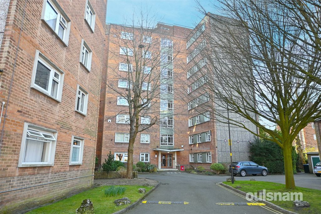 Property photo 2 of 15 Picture No. 16