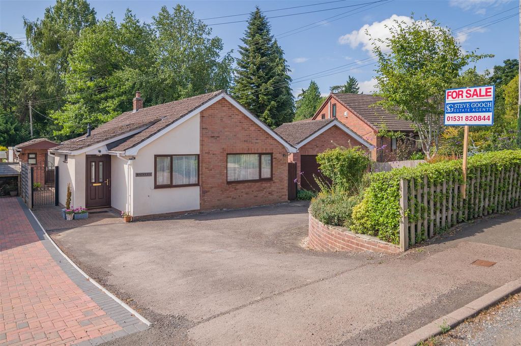 Property photo 1 of 31
